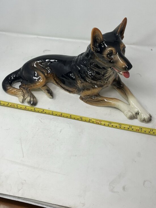 Vtg MINT Goebel W.Germany Porcelain German Shepherd Large 17 X 8.5 30027-35 - Picture 12 of 13